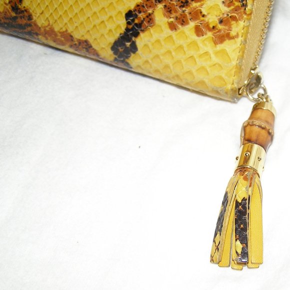 RARE Authentic Gucci Yellow python leather zippy wallet with bamboo tass… - Picture 5 of 16